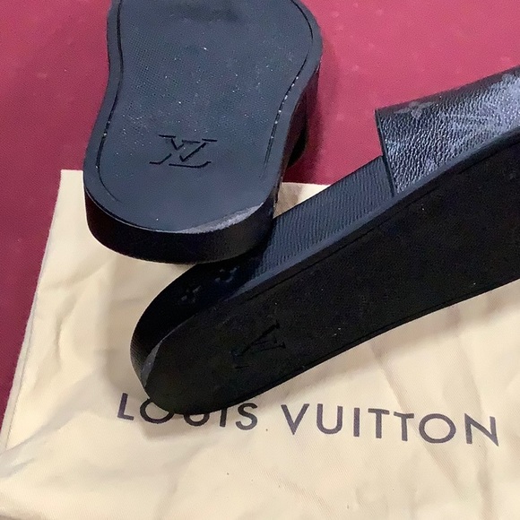 Louis Vuitton slides - Picture 4 of 5